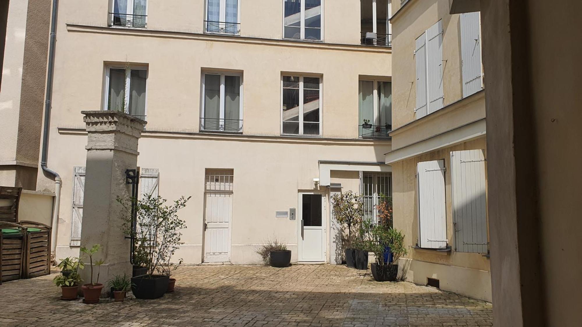 Studio Calme Et Ensoleille Entierement Renove Apartamento Paris Exterior foto