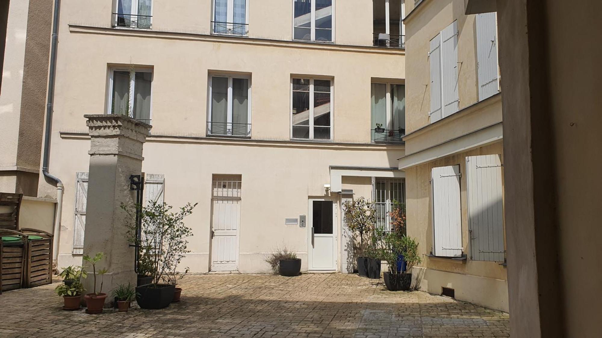 Studio Calme Et Ensoleille Entierement Renove Paris Exterior foto